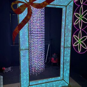 MOTIF Art Gate